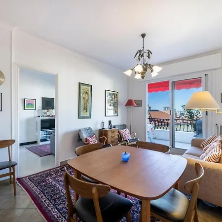 Azur Balcony Classic Charm With View Daire